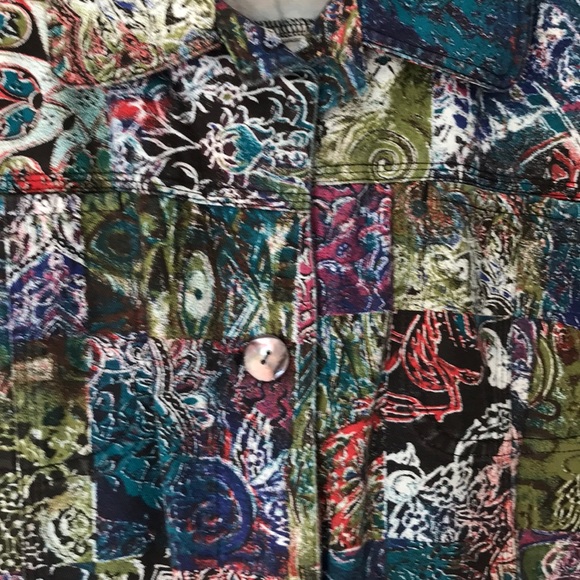 Colorful jacket by Chico’s in excellent condition - Picture 2 of 4